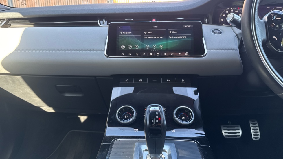 Land Rover Range Rover Evoque 2.0 P250 First Edition 5dr Auto Petrol Hatchback - Image 14
