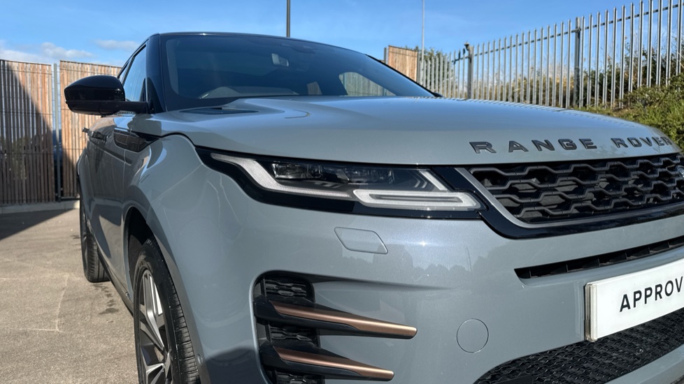 Land Rover Range Rover Evoque 2.0 P250 First Edition 5dr Auto Petrol Hatchback - Image 17