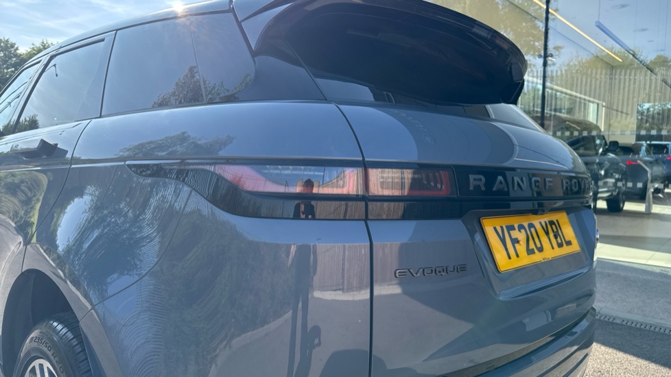 Land Rover Range Rover Evoque 2.0 P250 First Edition 5dr Auto Petrol Hatchback - Image 19