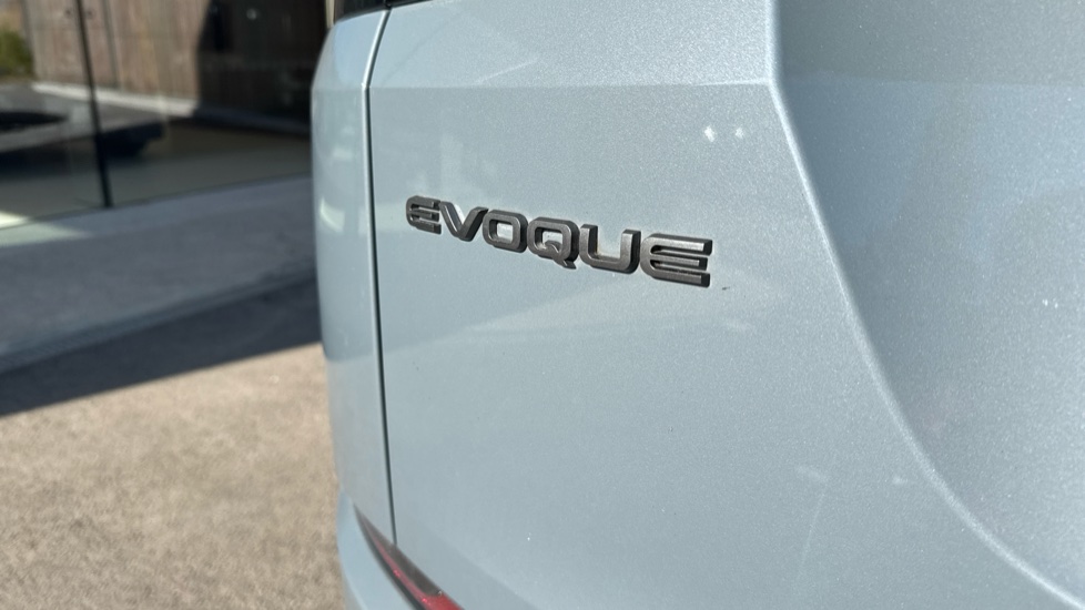 Land Rover Range Rover Evoque 2.0 P250 First Edition 5dr Auto Petrol Hatchback - Image 27