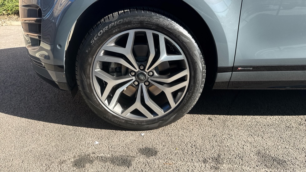Land Rover Range Rover Evoque 2.0 P250 First Edition 5dr Auto Petrol Hatchback - Image 33