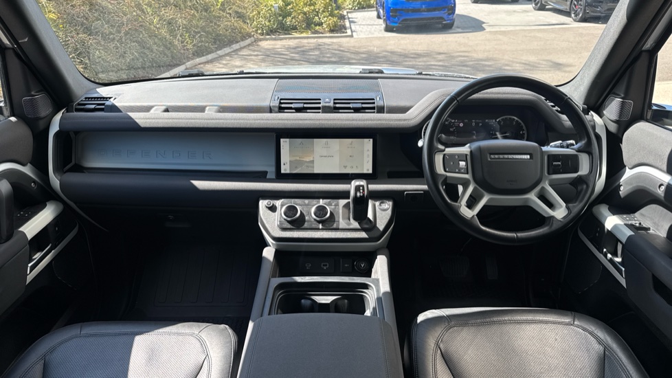 Land Rover Defender 110 Diesel 3.0 D250 Hard Top SE Auto - Image 9