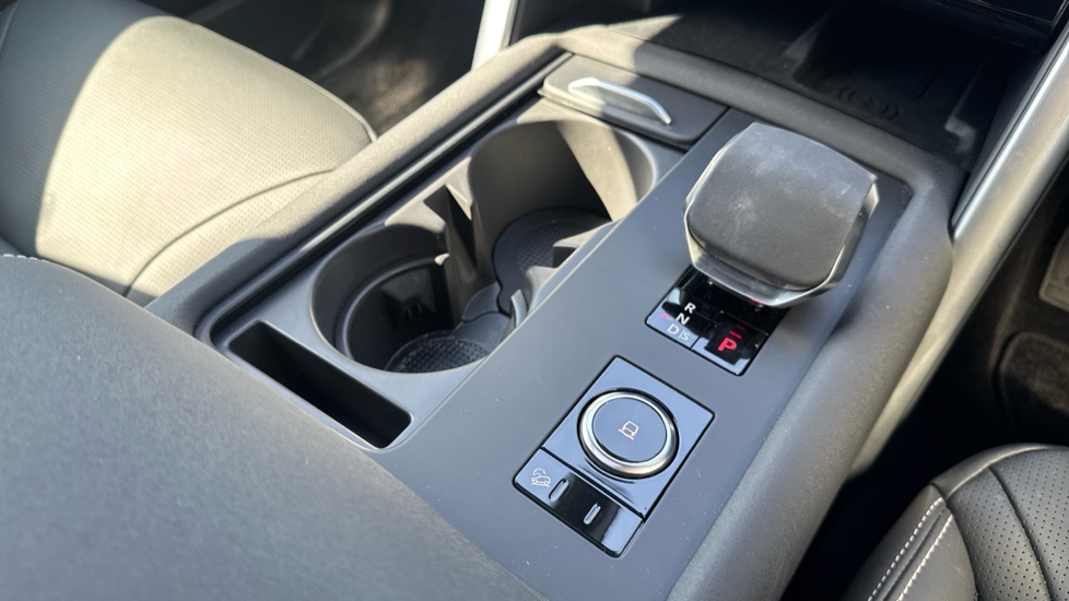Land Rover Discovery 3.0 D350 Dynamic HSE 5dr Auto Diesel Station Wagon - Image 55