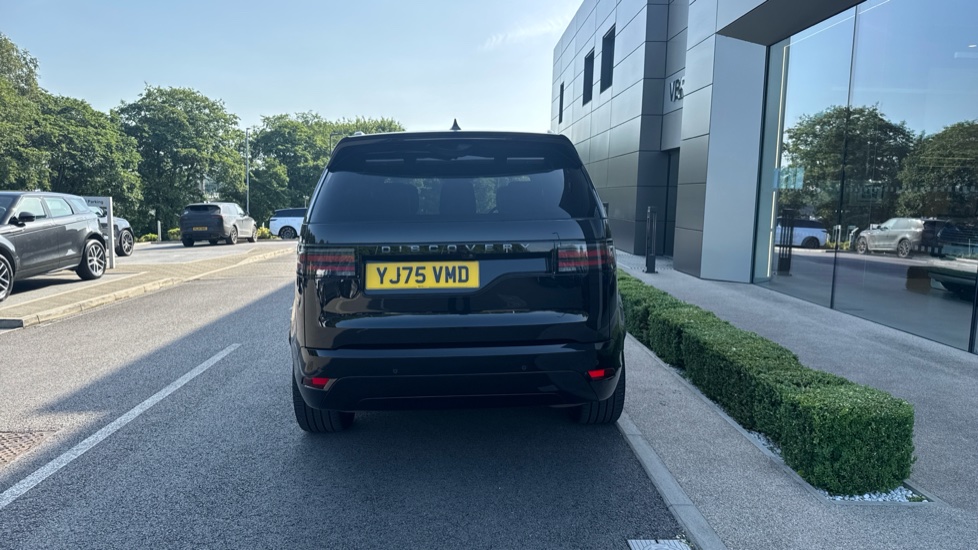 Land Rover Discovery 3.0 D350 Dynamic HSE 5dr Auto Diesel Station Wagon - Image 67