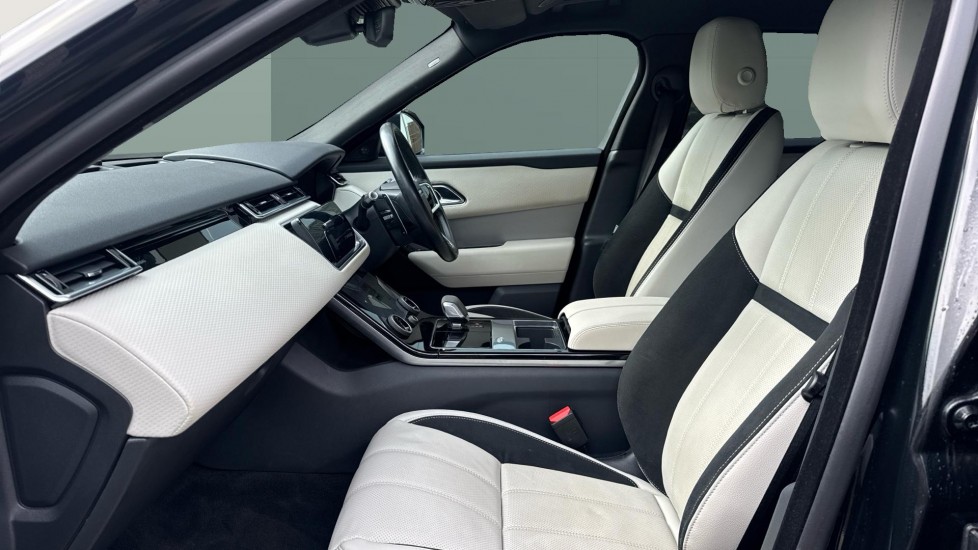 Land Rover Range Rover Velar 2.0 D200 R-Dynamic SE 5dr Auto Diesel Estate - Image 3