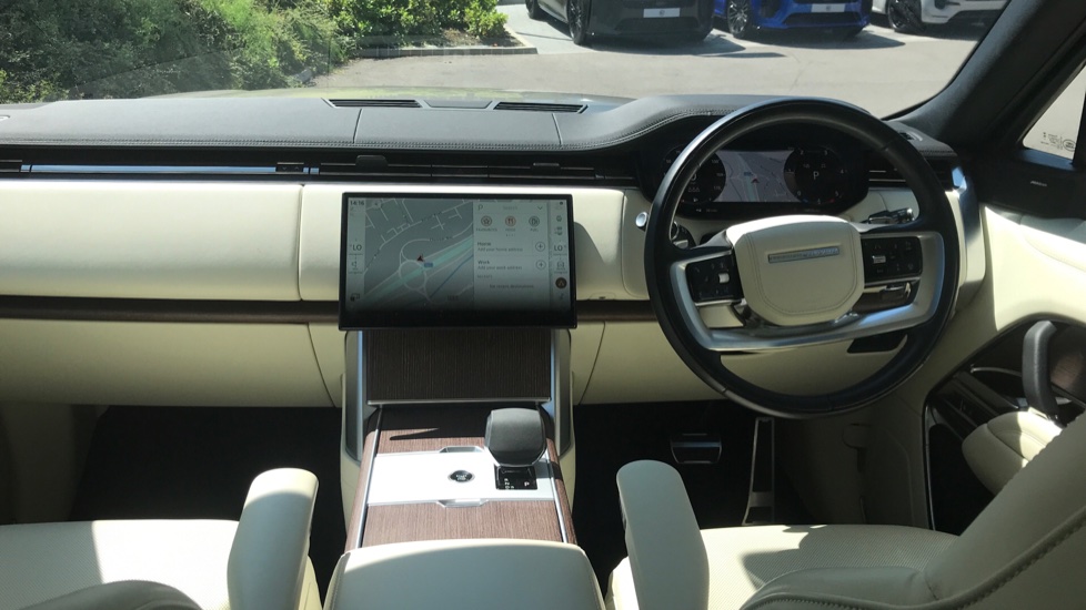 Land Rover Range Rover 3.0 D350 SE 4dr Auto Diesel Estate - Image 9