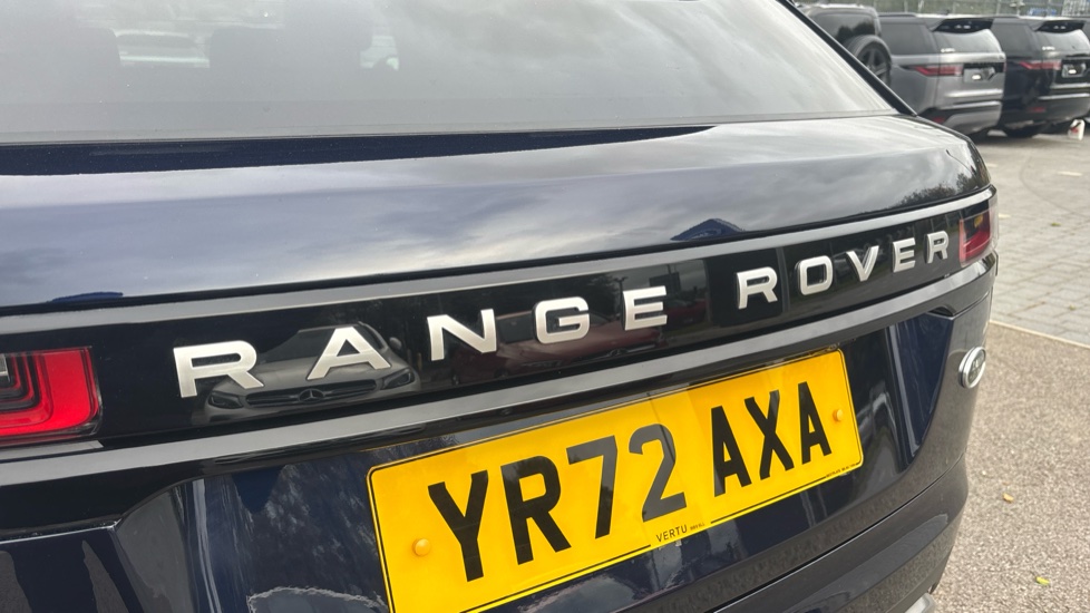 Land Rover Range Rover Velar 2.0 D200 S 5dr Auto Diesel Estate - Image 57