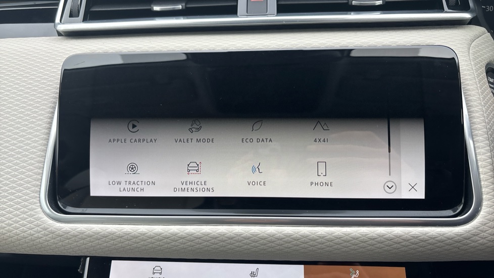 Land Rover Range Rover Velar 2.0 D200 S 5dr Auto Diesel Estate - Image 89