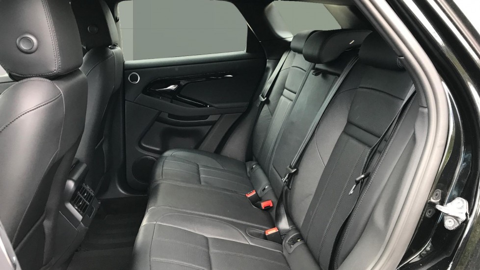 Land Rover Range Rover Evoque 2.0 D200 Dynamic SE 5dr Auto Diesel Hatchback - Image 4