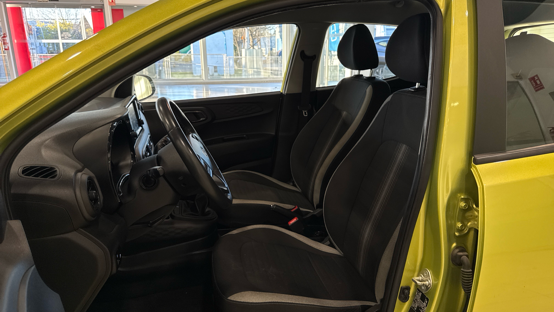 Hyundai i10 - 11