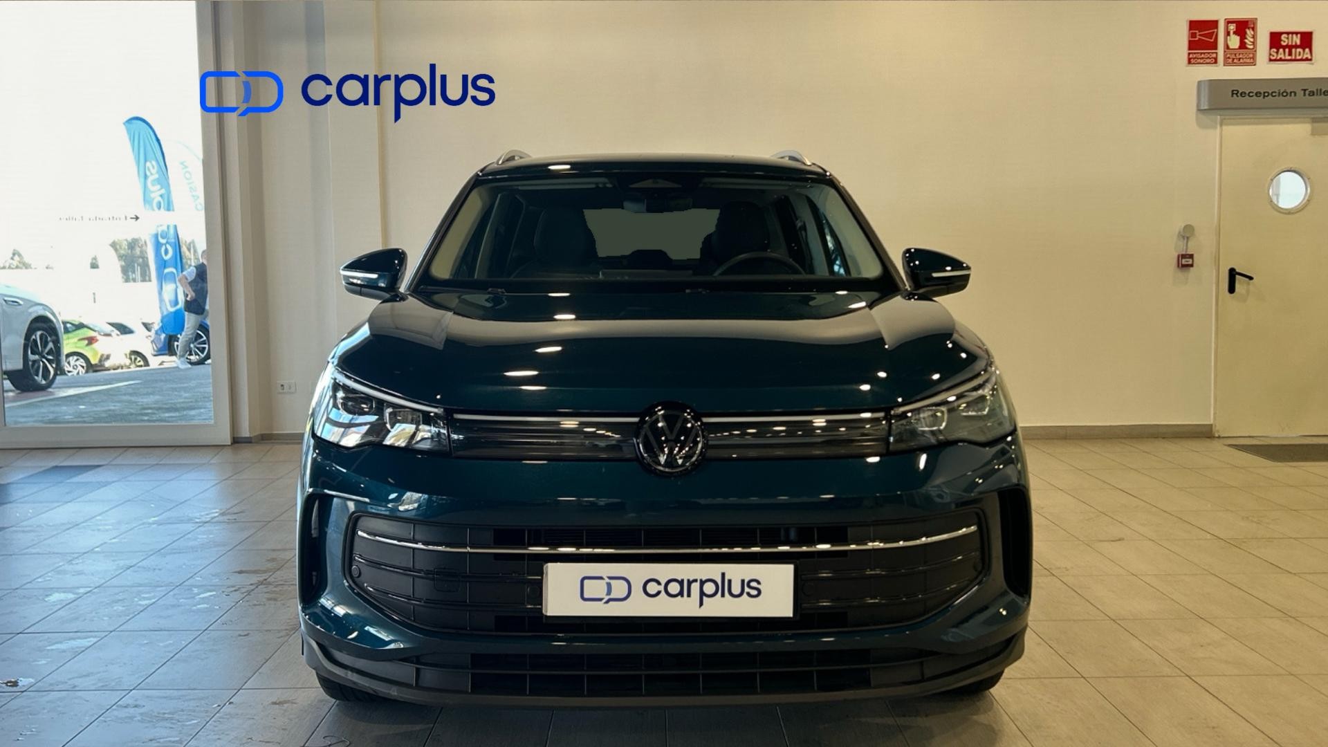 Volkswagen Tiguan - 3