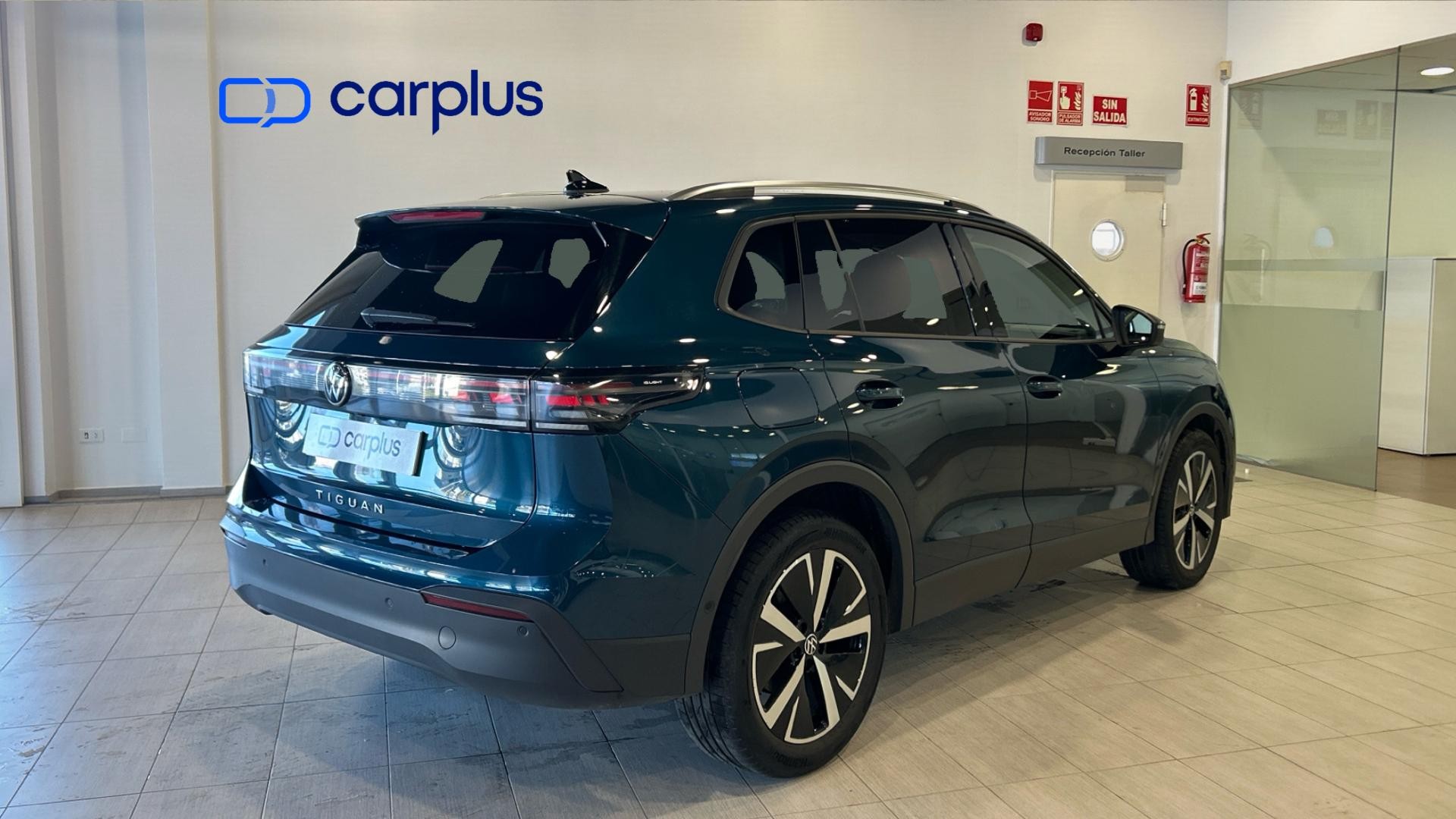 Volkswagen Tiguan - 7