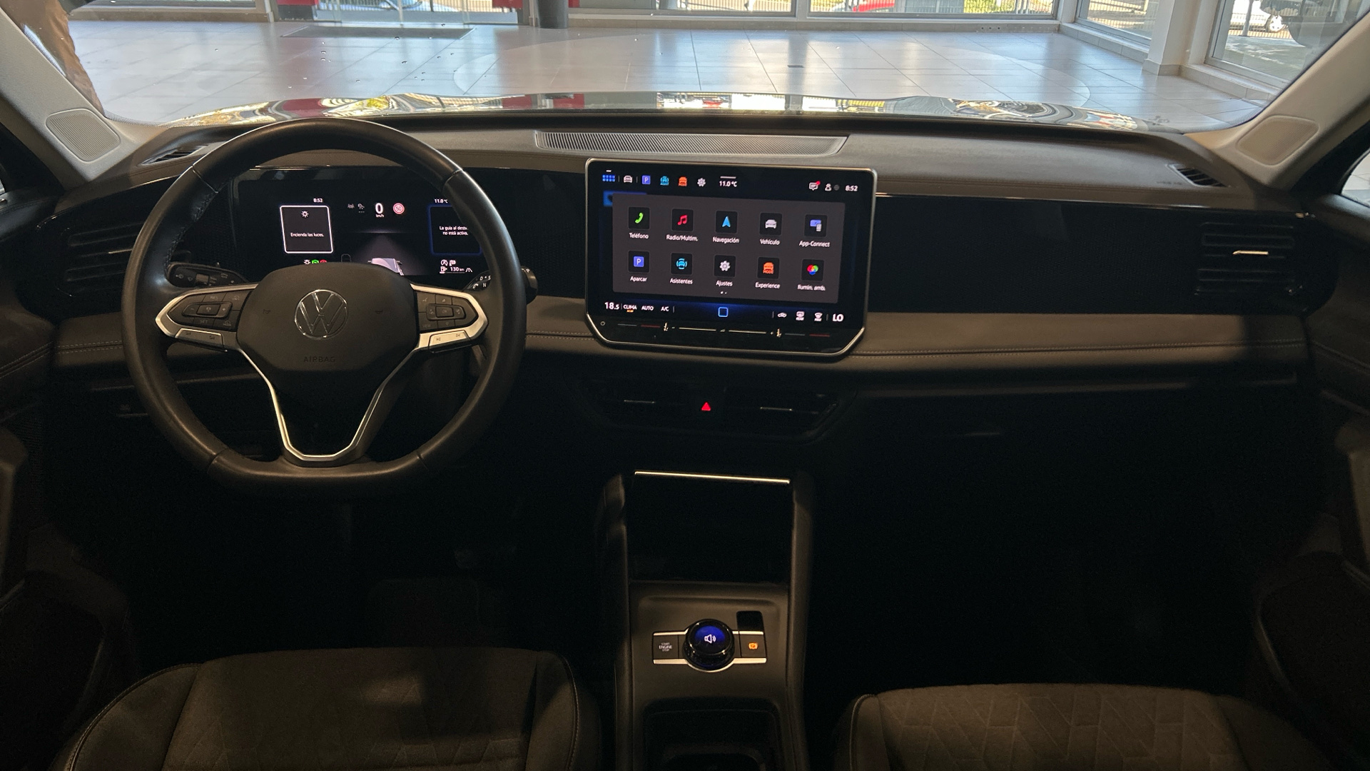 Volkswagen Tiguan - 10