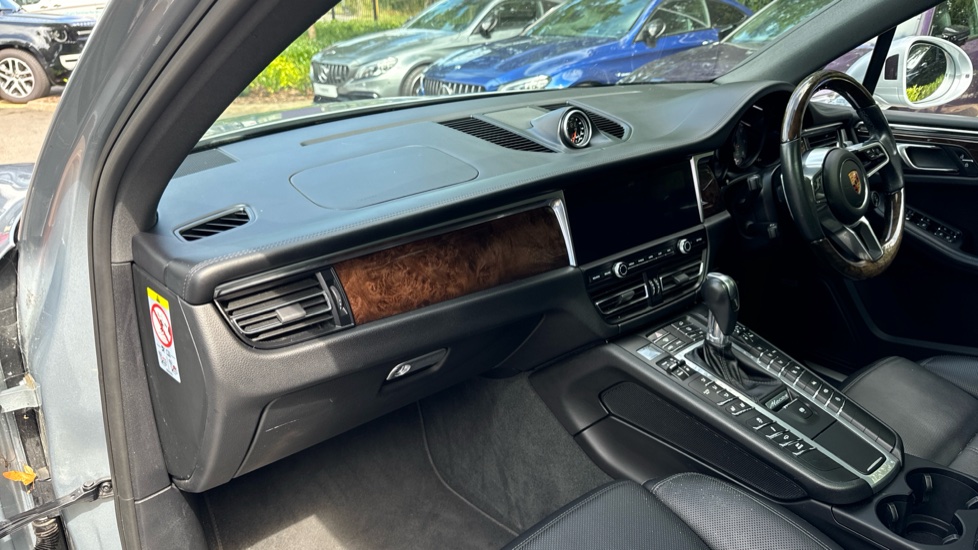 Porsche Macan Silver Automatic Auction | DealerPX