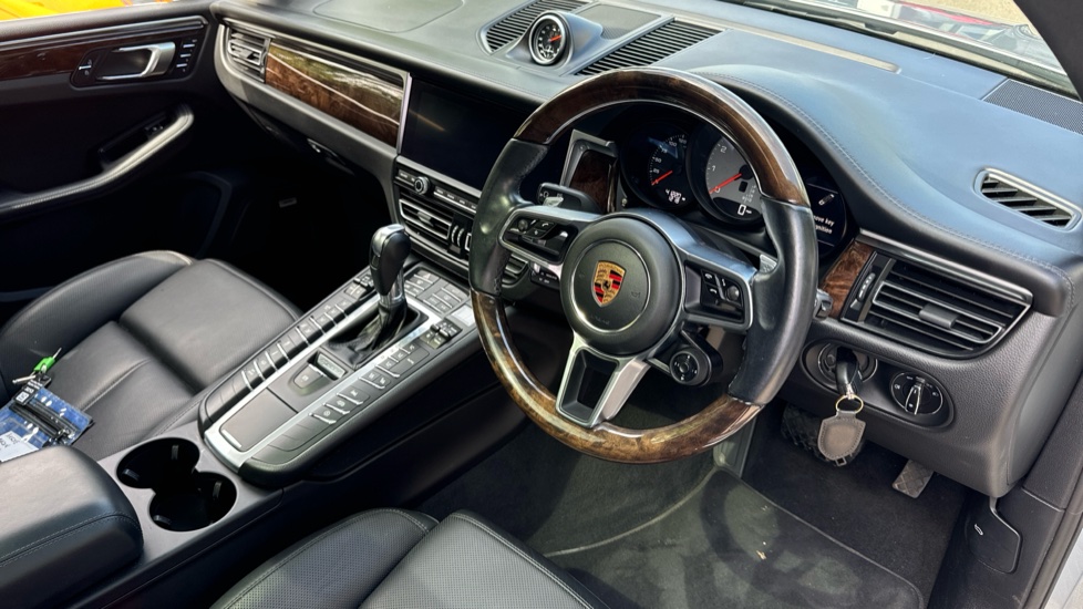 Porsche Macan Silver Automatic Auction | DealerPX