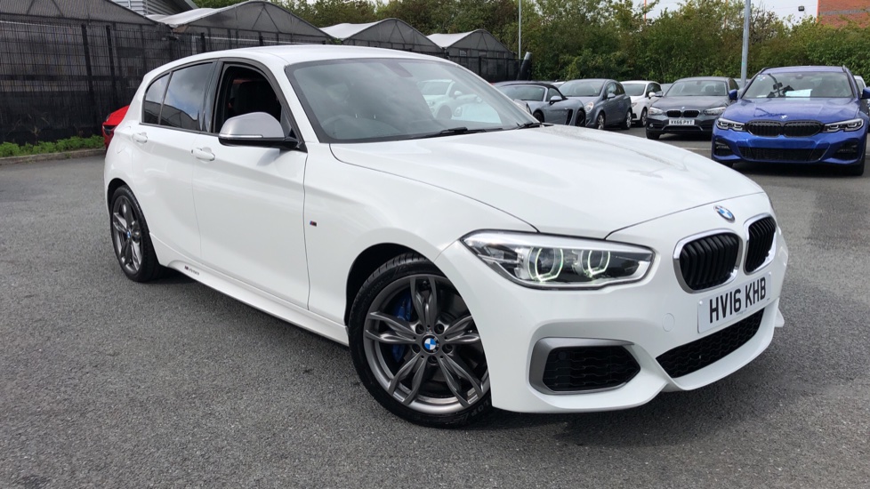 BMW 1 Series White Manual Auction | DealerPX