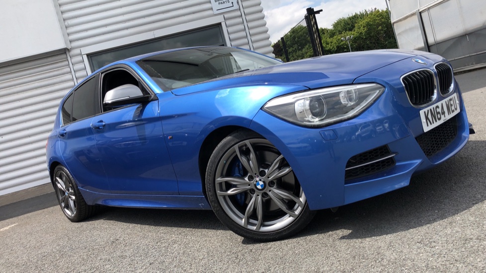 BMW 1 Series Estoril Blue Automatic Auction | DealerPX