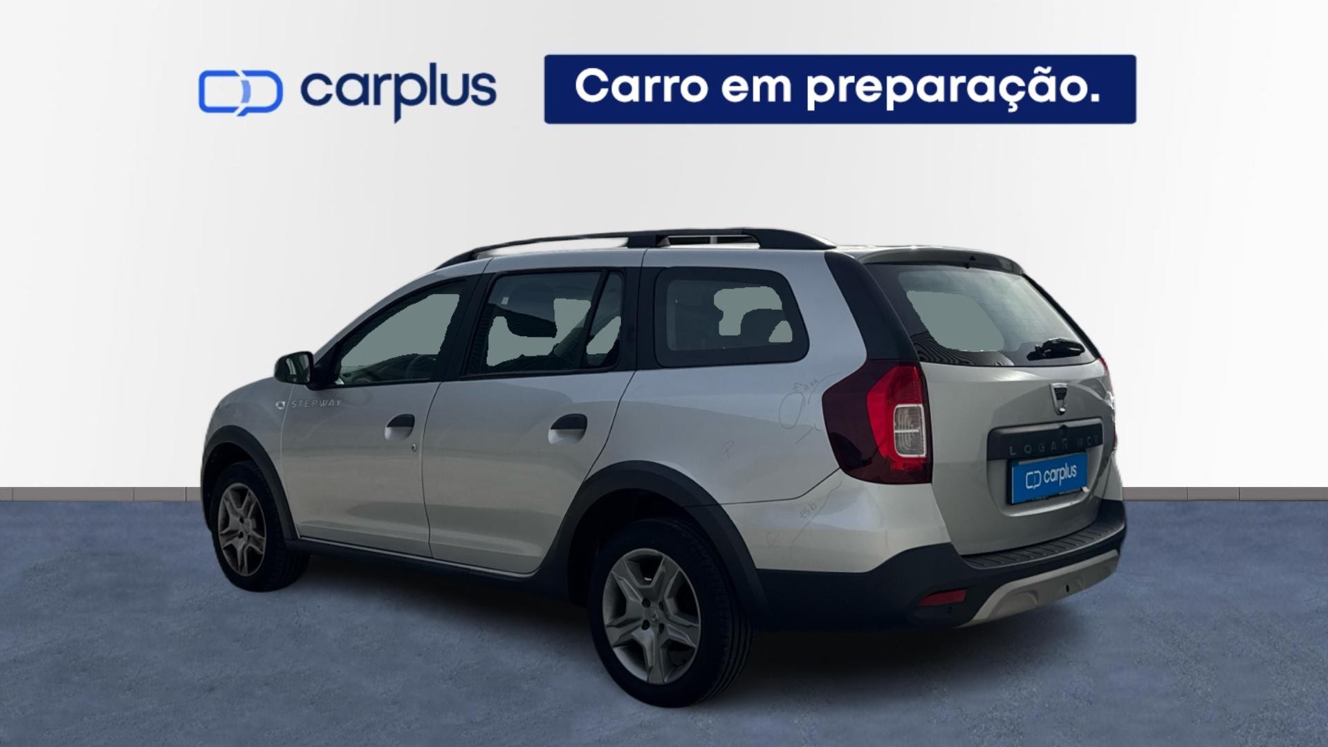 Dacia Logan MCV 1.5 Blue dCi 95cv Stepway — photo 2