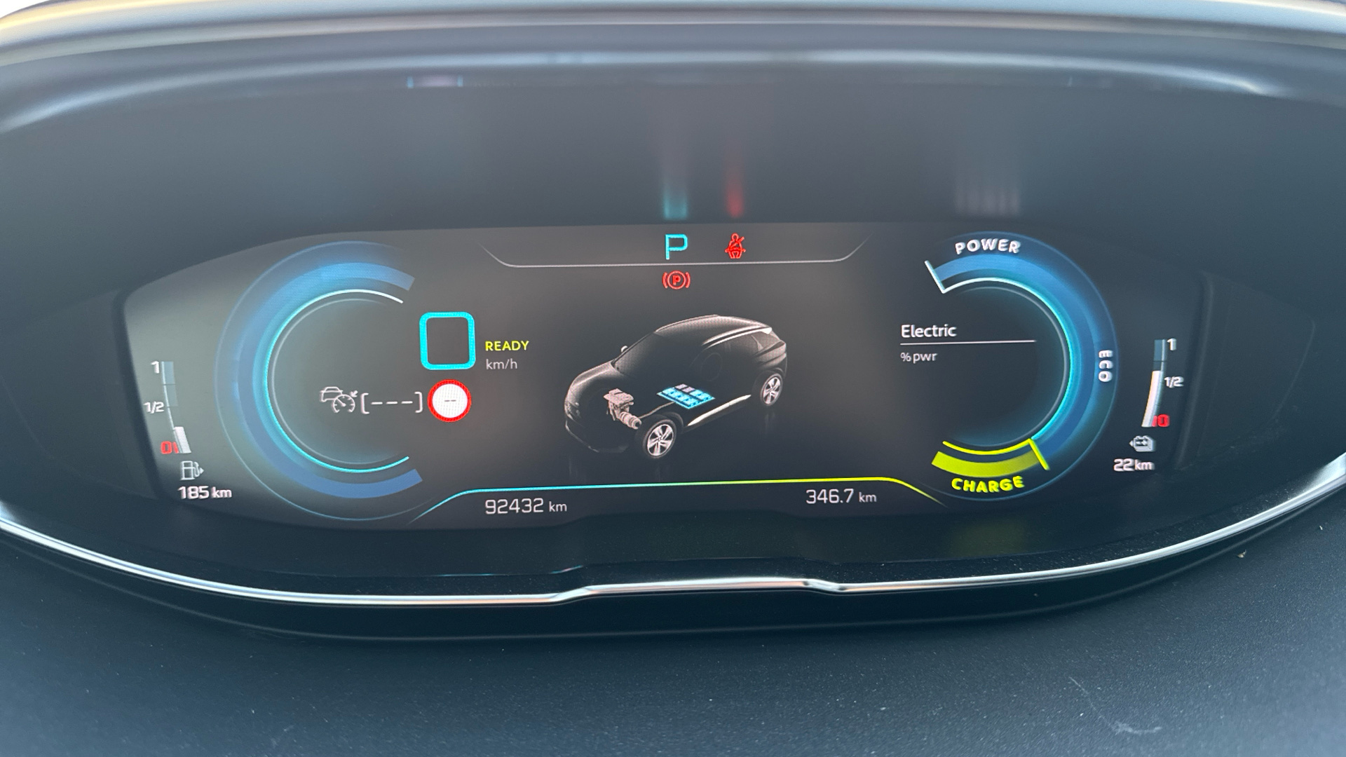Peugeot 3008 GT HYBRID 225cv e-EAT8 — photo 3