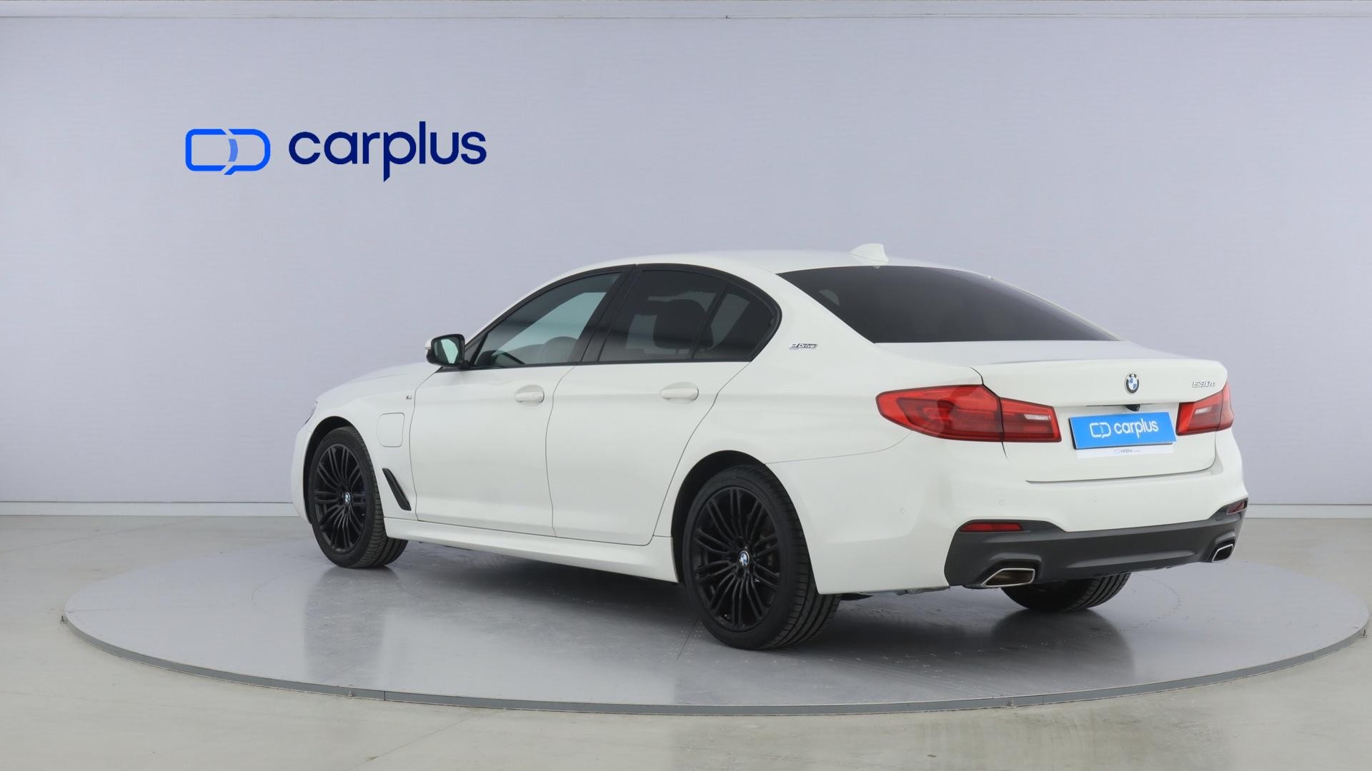 BMW Serie 5 530e iPerformance — photo 3