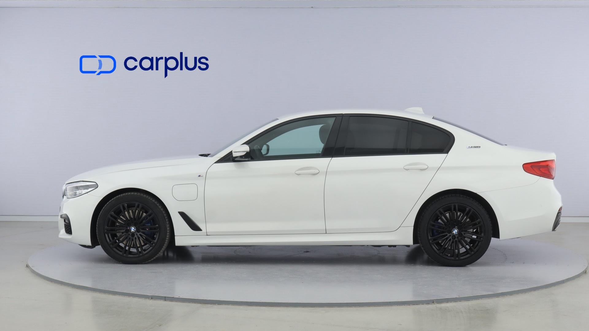 BMW Serie 5 530e iPerformance — photo 4