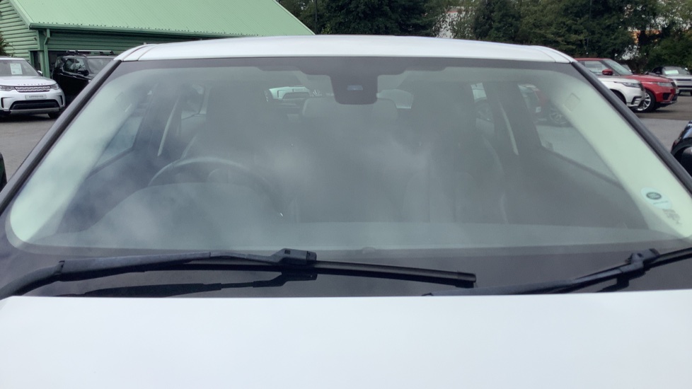 Land Rover Range Rover Evoque White Manual Auction | DealerPX