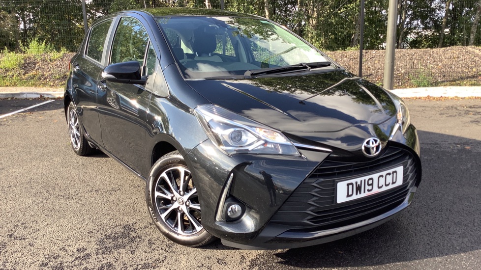 Toyota Yaris Black Manual Auction | DealerPX