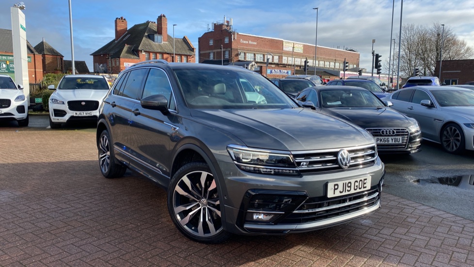 Nardo grey tiguan