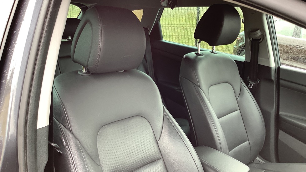 Hyundai Tucson Grey Manual Auction | DealerPX