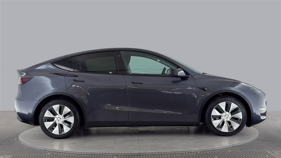 TESLA MODEL Y Image 6