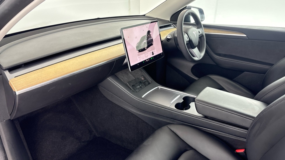 TESLA MODEL Y HATCHBACK Long Range AWD 5dr Auto