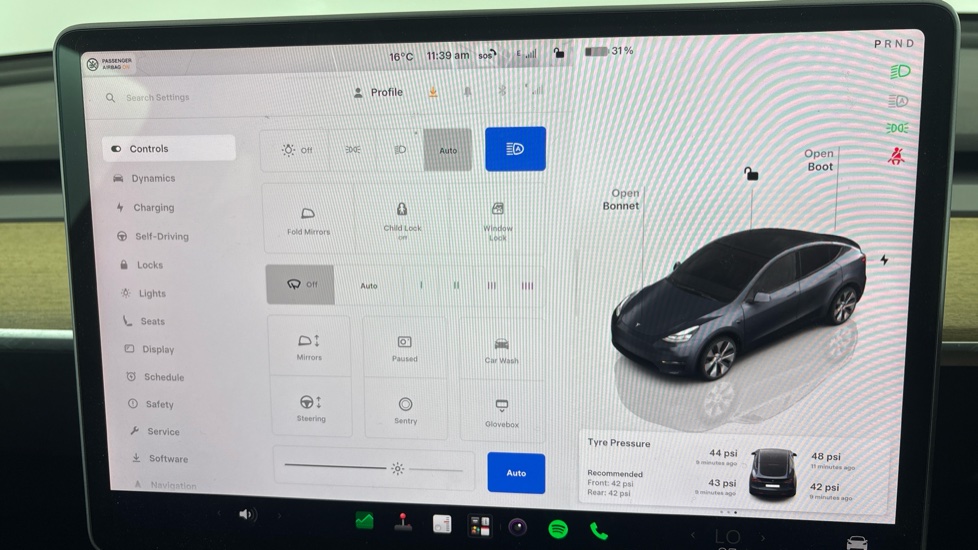 TESLA MODEL Y HATCHBACK Long Range AWD 5dr Auto