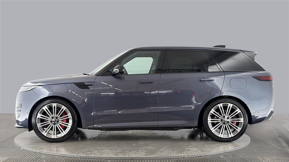 LAND ROVER RANGE ROVER SPORT Image 2