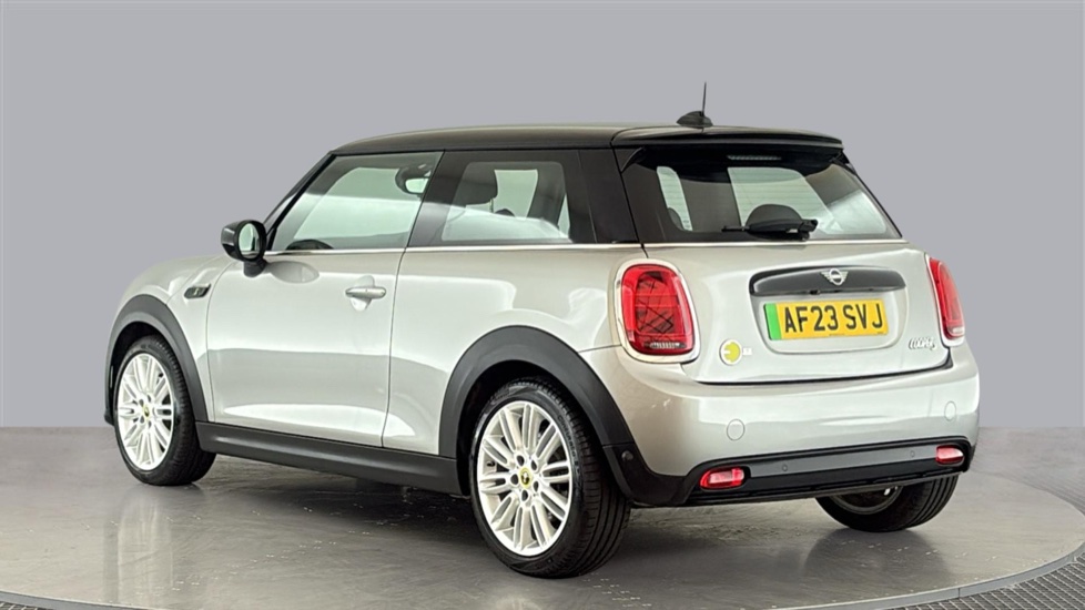 MINI HATCHBACK ELECTRIC 135kW Cooper S Level 2 33kWh 3dr Auto