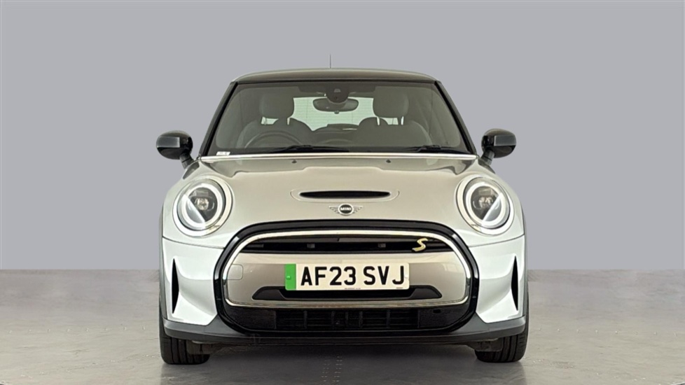 MINI HATCHBACK Image 8