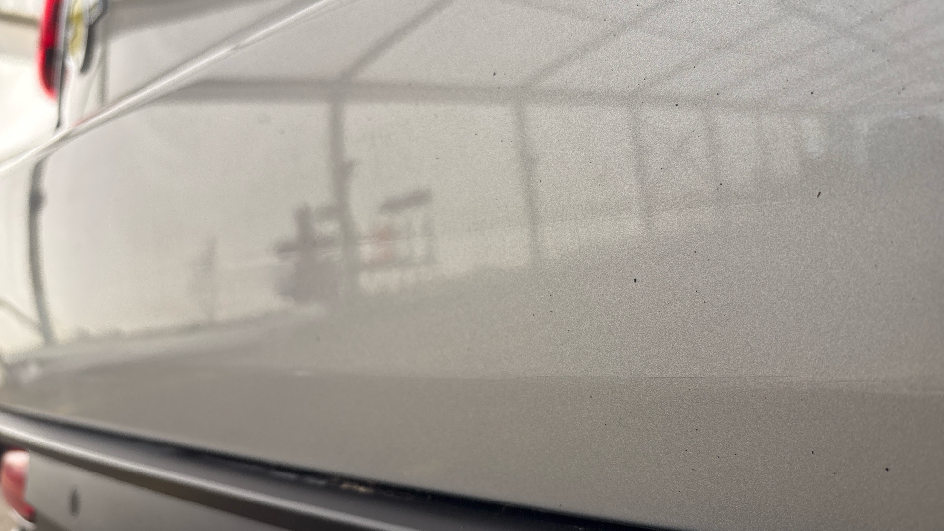 Dent and scratches