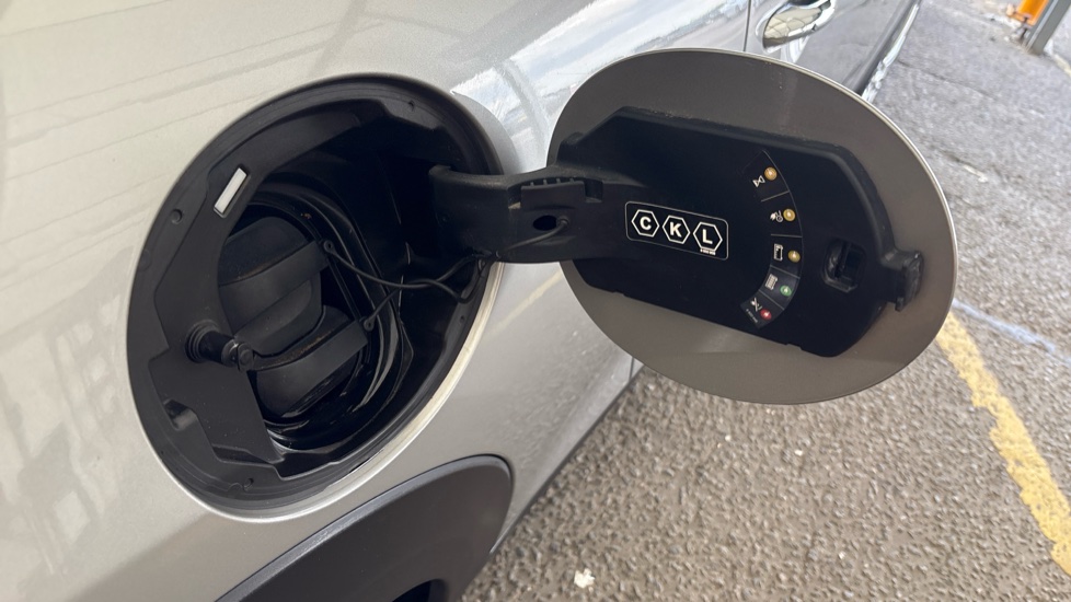MINI HATCHBACK ELECTRIC 135kW Cooper S Level 2 33kWh 3dr Auto
