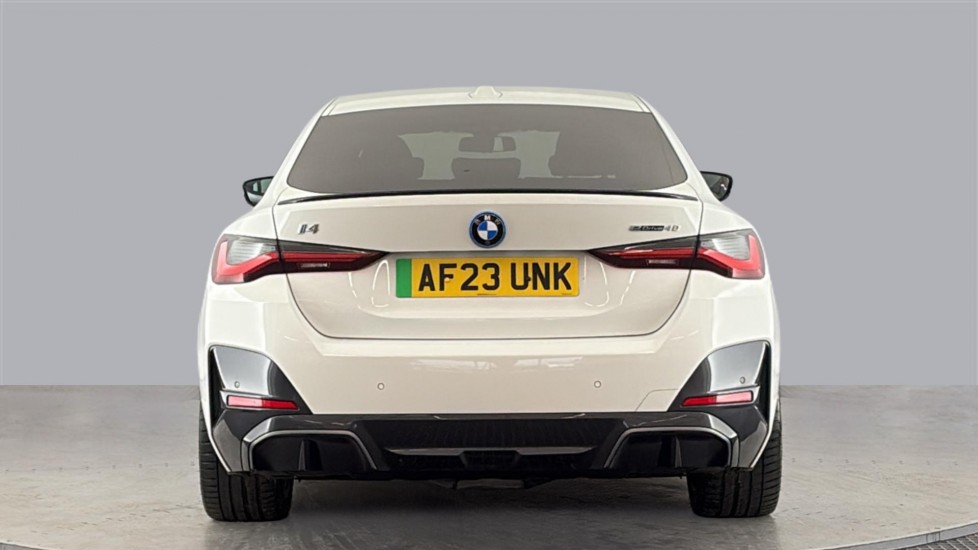 BMW I4 Image 4