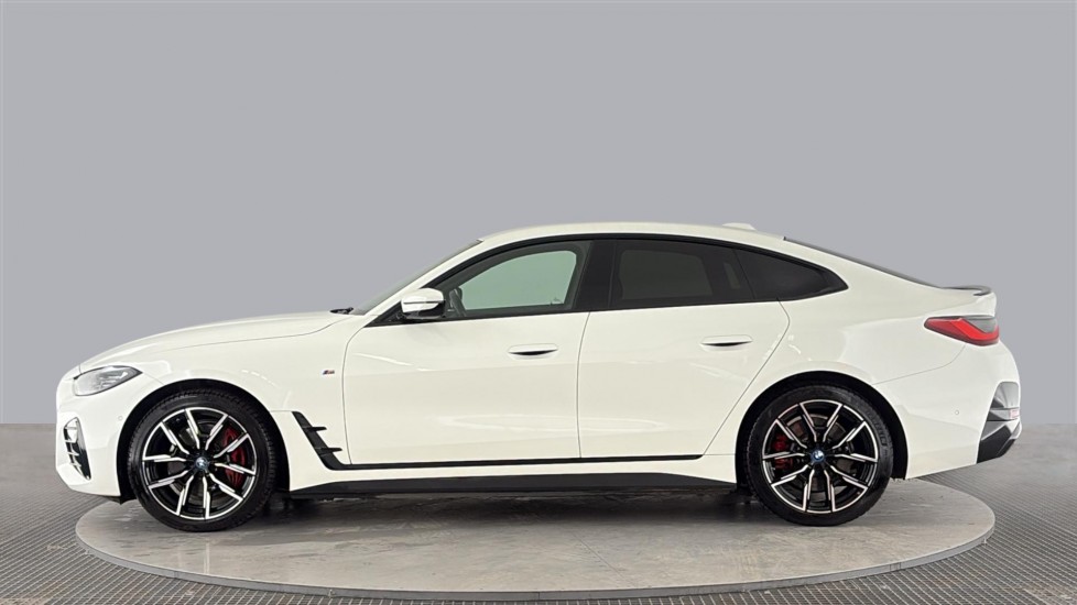 BMW I4 Image 2