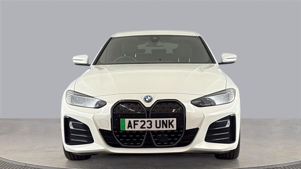 BMW I4 Image 8