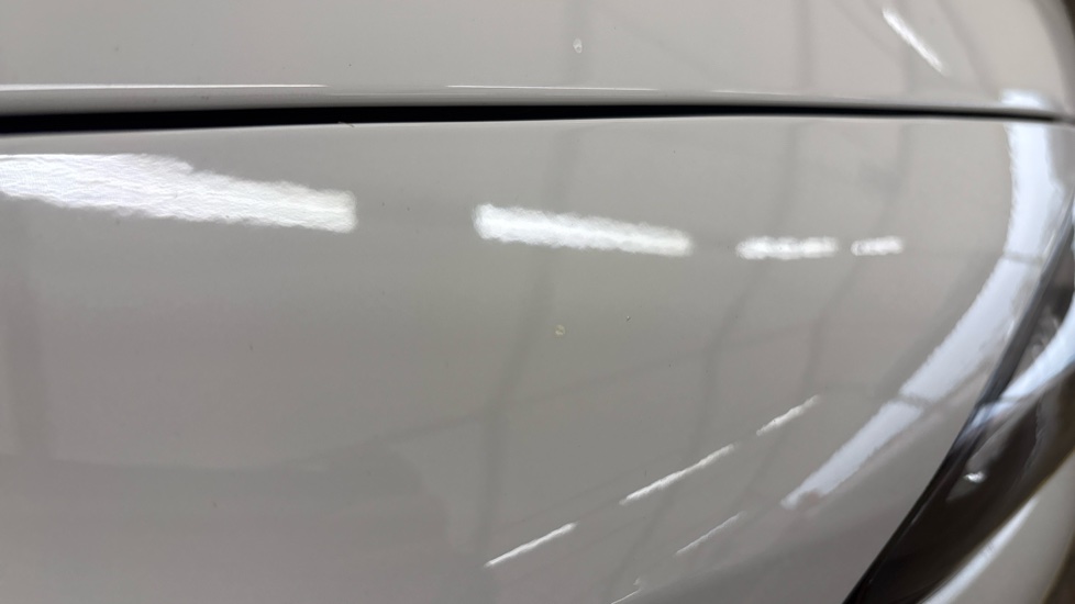 BMW I4 chips
