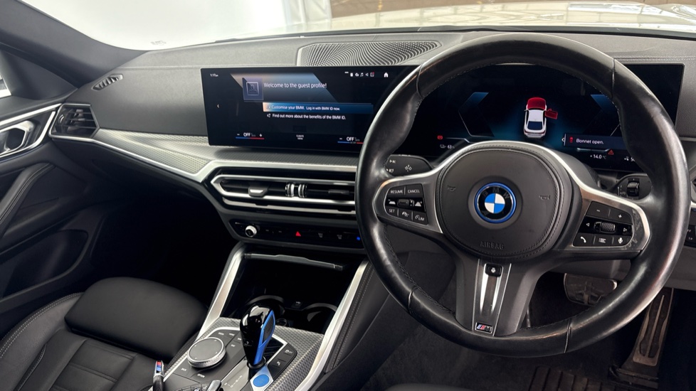 BMW I4 Image 9