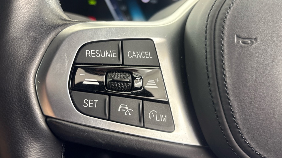 BMW I4 cruise control