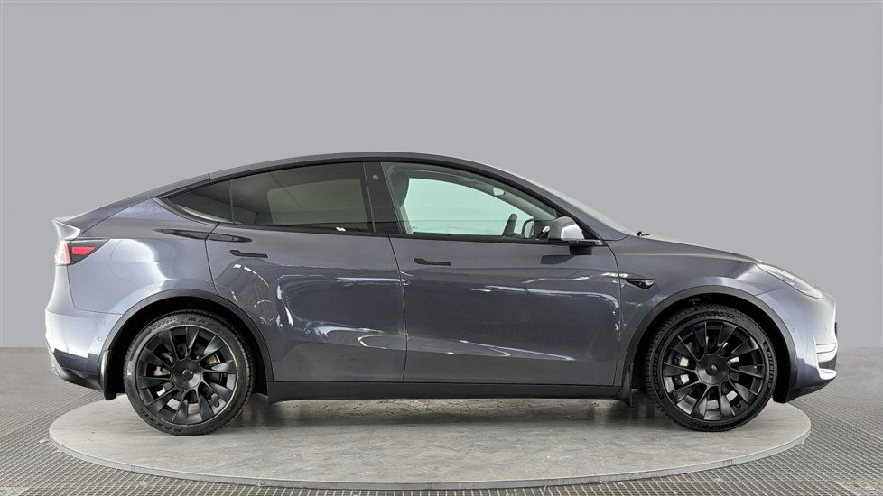 TESLA MODEL Y Image 6