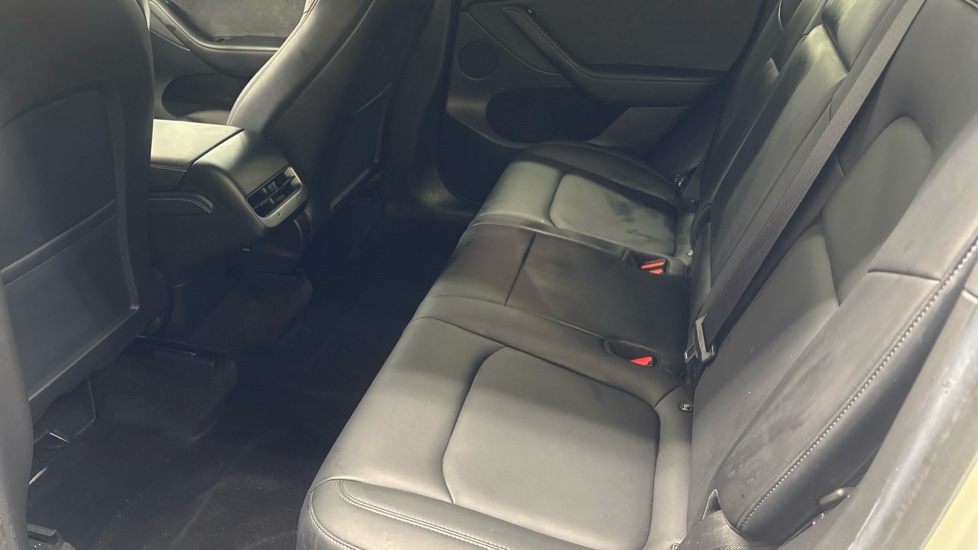 TESLA MODEL Y HATCHBACK Long Range AWD 5dr Auto