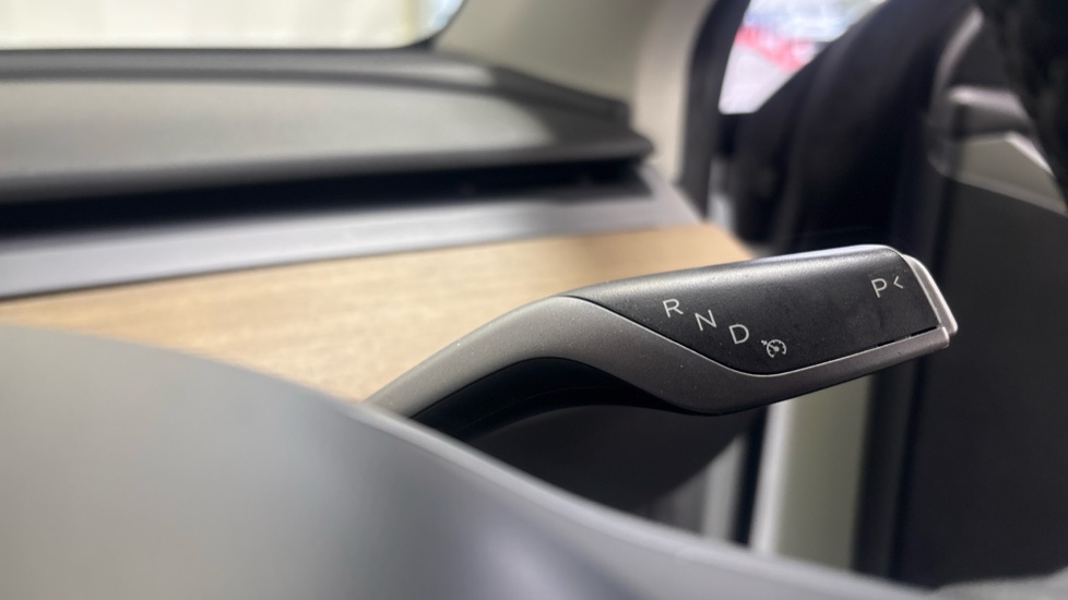 TESLA MODEL Y HATCHBACK Long Range AWD 5dr Auto