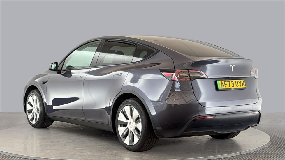 TESLA MODEL Y Image 3