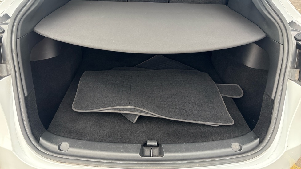 TESLA MODEL Y Image 15