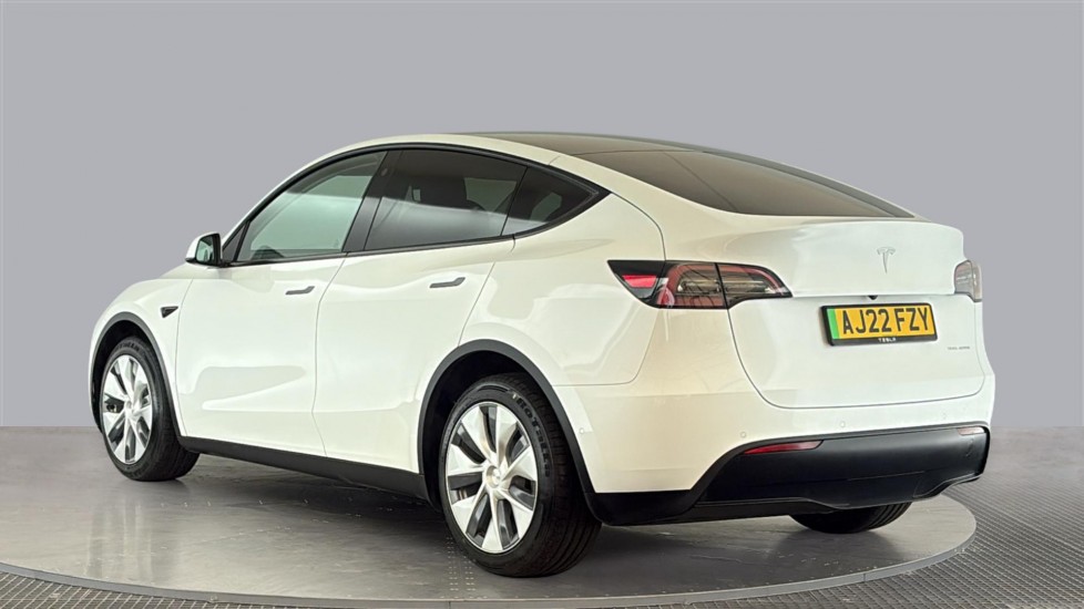 TESLA MODEL Y Image 3