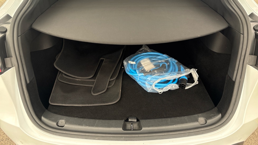 TESLA MODEL Y Image 15